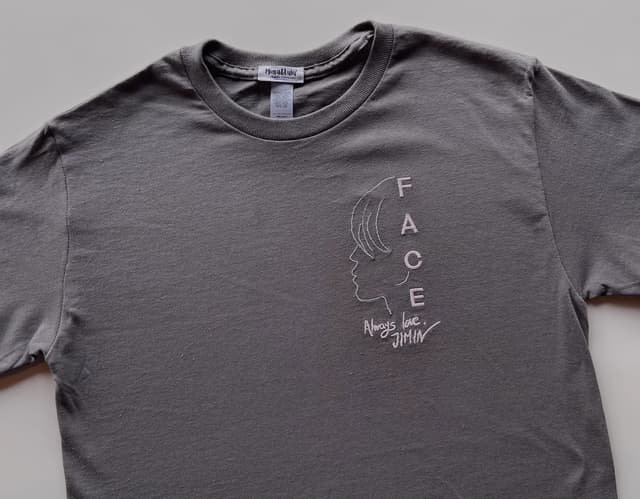 Face - oversize t-shirt — photo 3