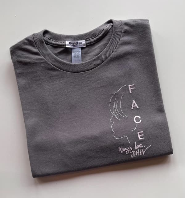Face - oversize t-shirt
