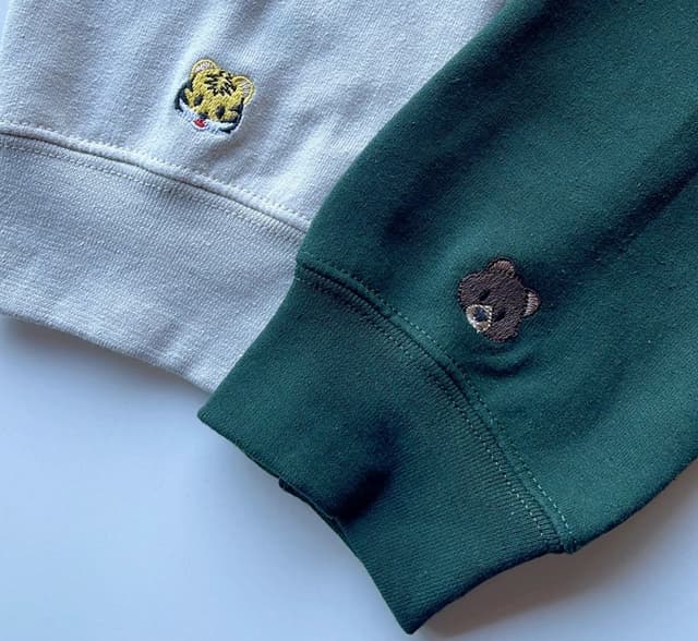 'THV - Kim Taehyung' oversize sweatshirt/t-shirt — photo 4