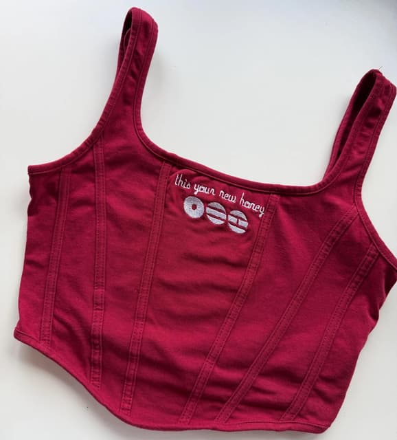 'Aliens' fitted crop top — photo 2