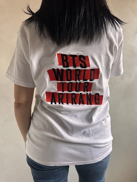 'Arirang' World Tour oversize t-shirt — photo 5