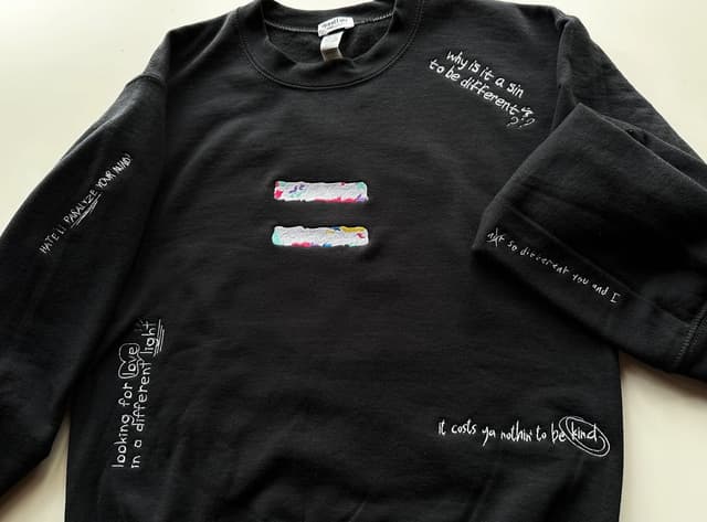 Equal Sign - oversize sweatshirt — photo 3
