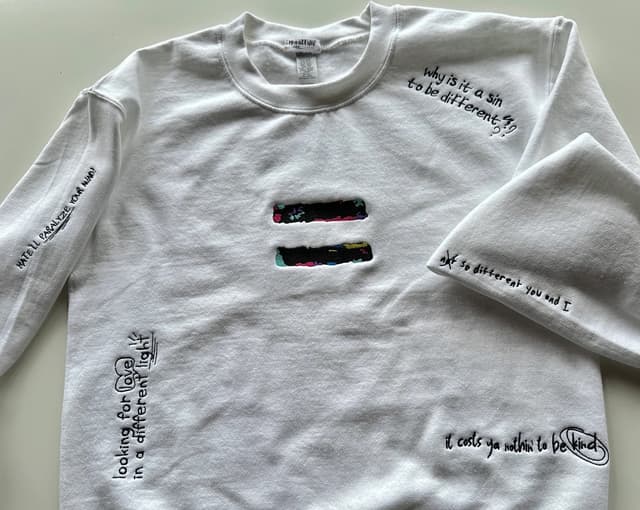 Equal Sign - oversize sweatshirt — photo 2